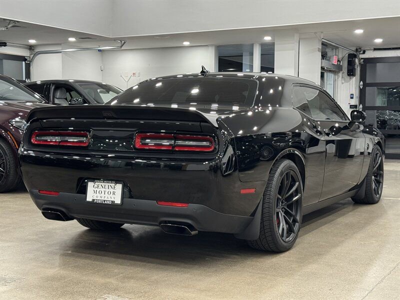 Used 2023 Dodge Challenger SRT Hellcat image 5
