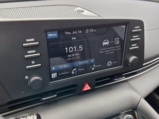 New 2026 Hyundai Elantra SEL Sport FWD image 9