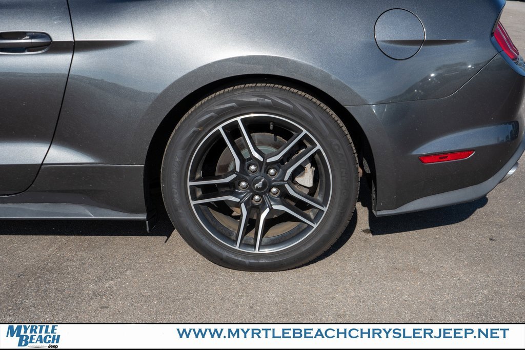 Used 2018 Ford Mustang Premium image 12