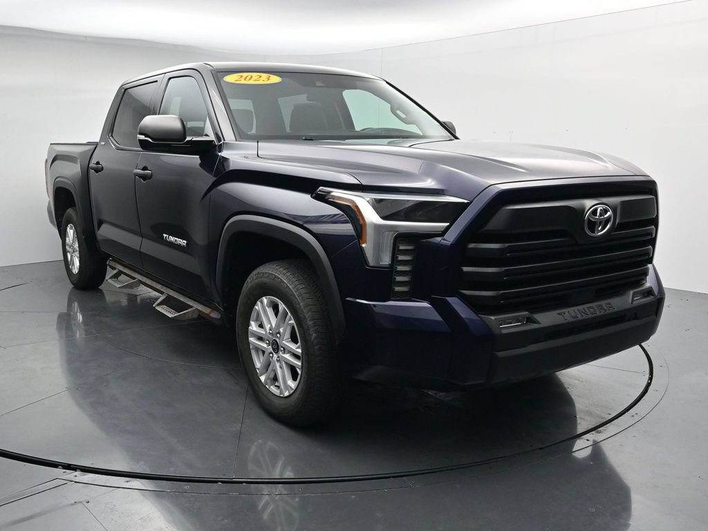 Used 2023 Toyota Tundra SR5 w/ SR5 Convenience Package AWD/4WD image 2