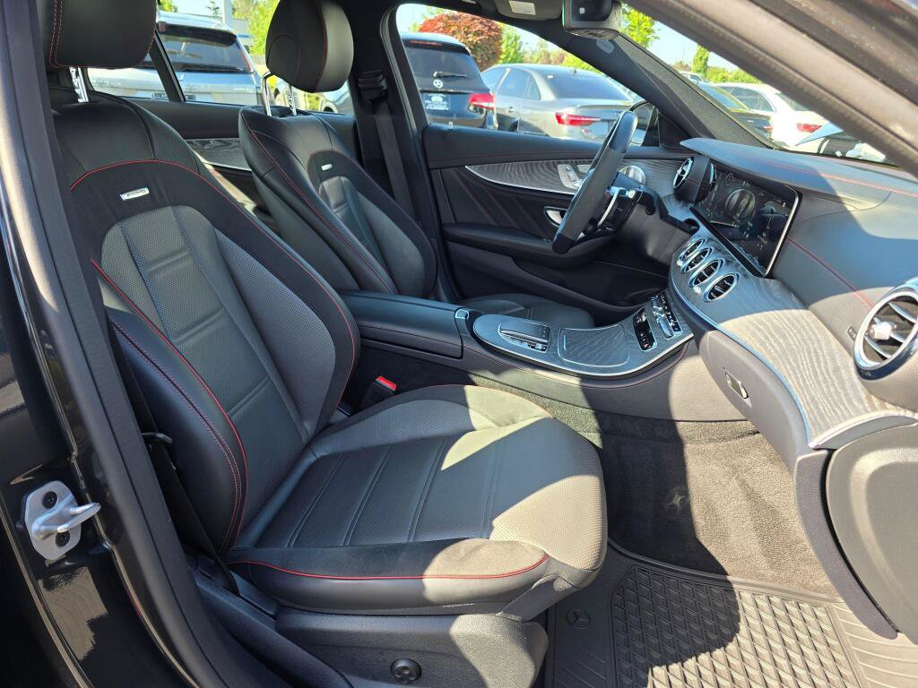 Used 2021 Mercedes-Benz E 53 AMG 4MATIC Sedan image 26