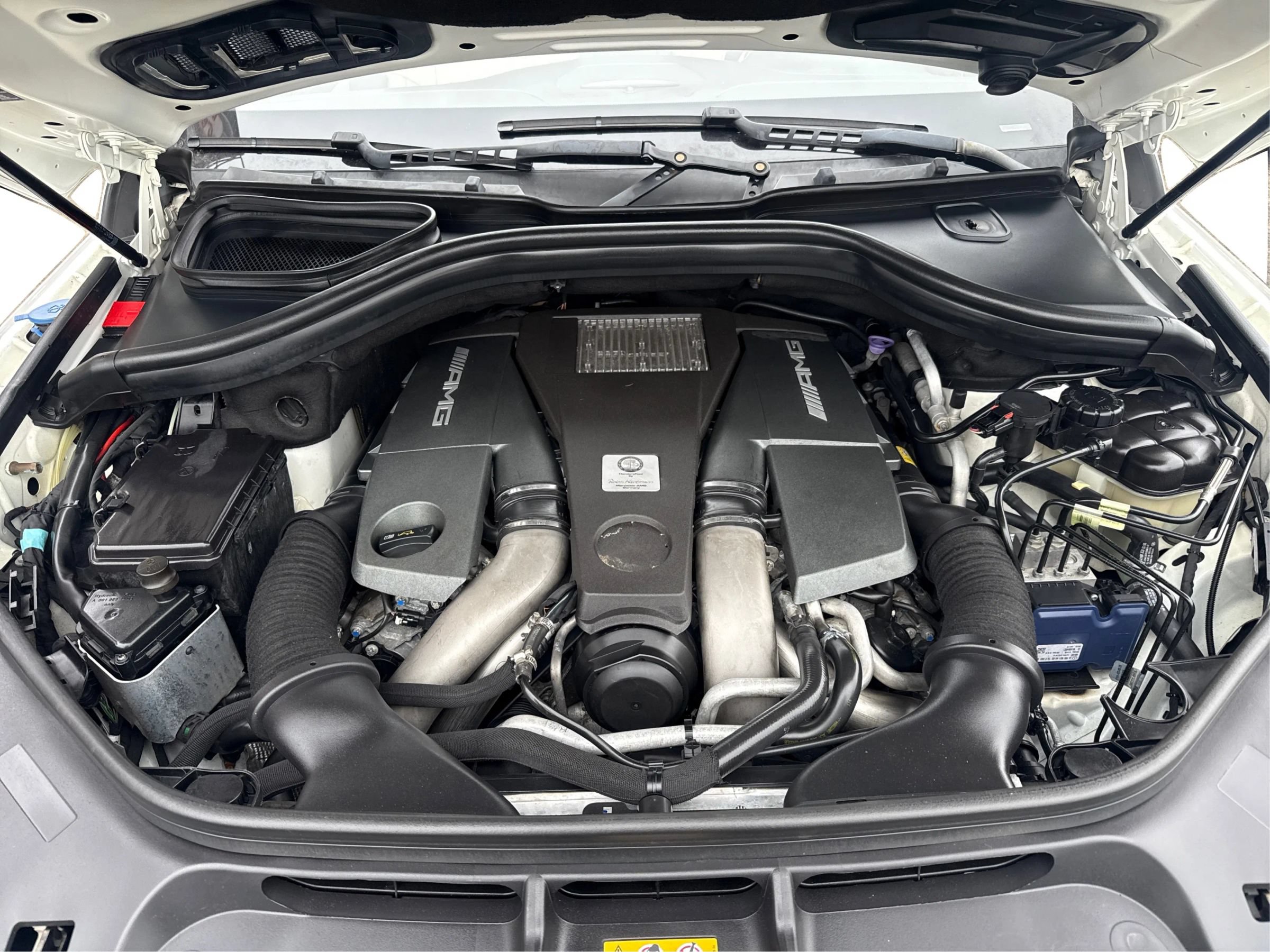 Used 2014 Mercedes-Benz GL 63 AMG 4MATIC image 11