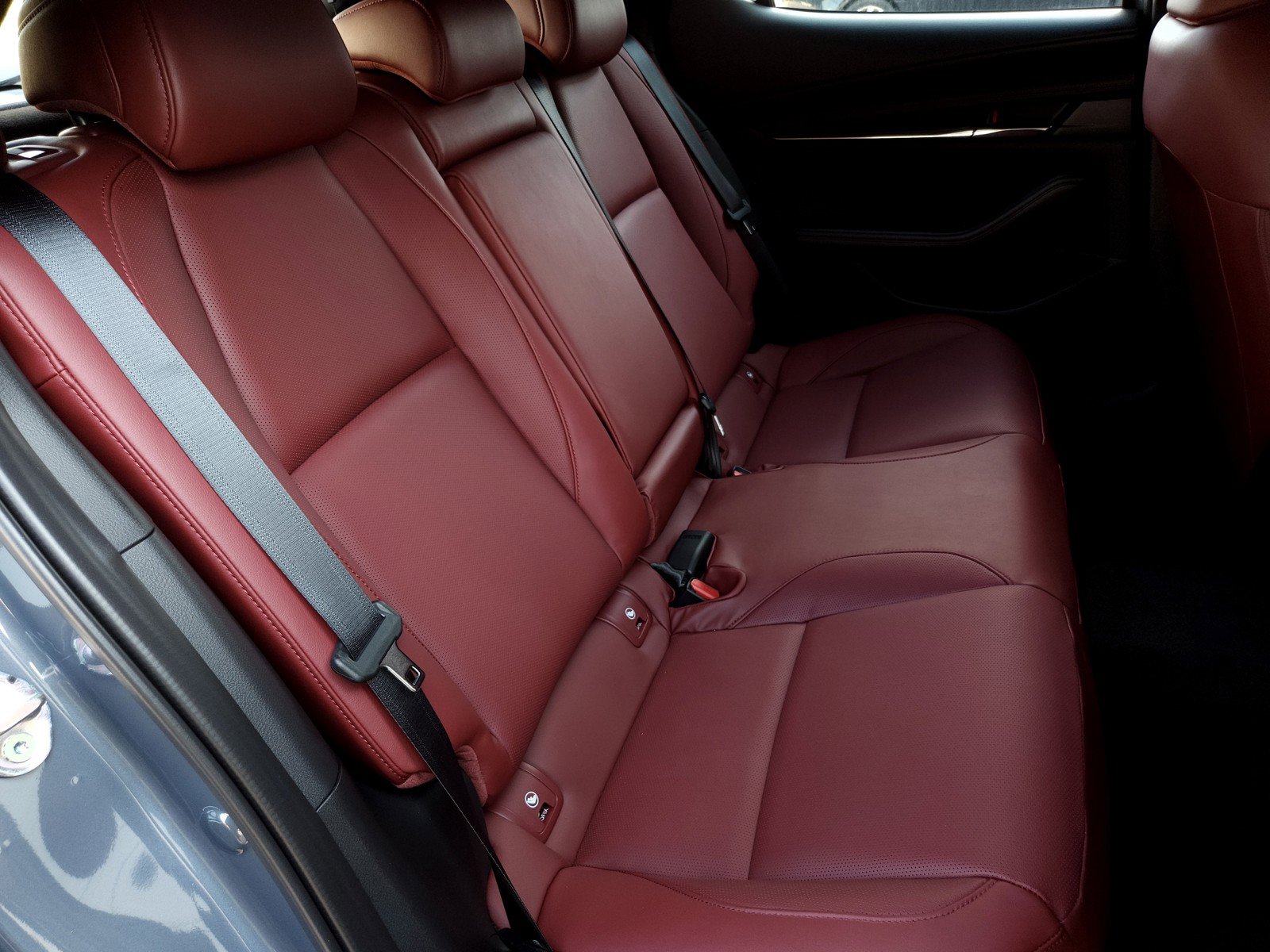 Used 2025 MAZDA MAZDA3 Carbon image 33