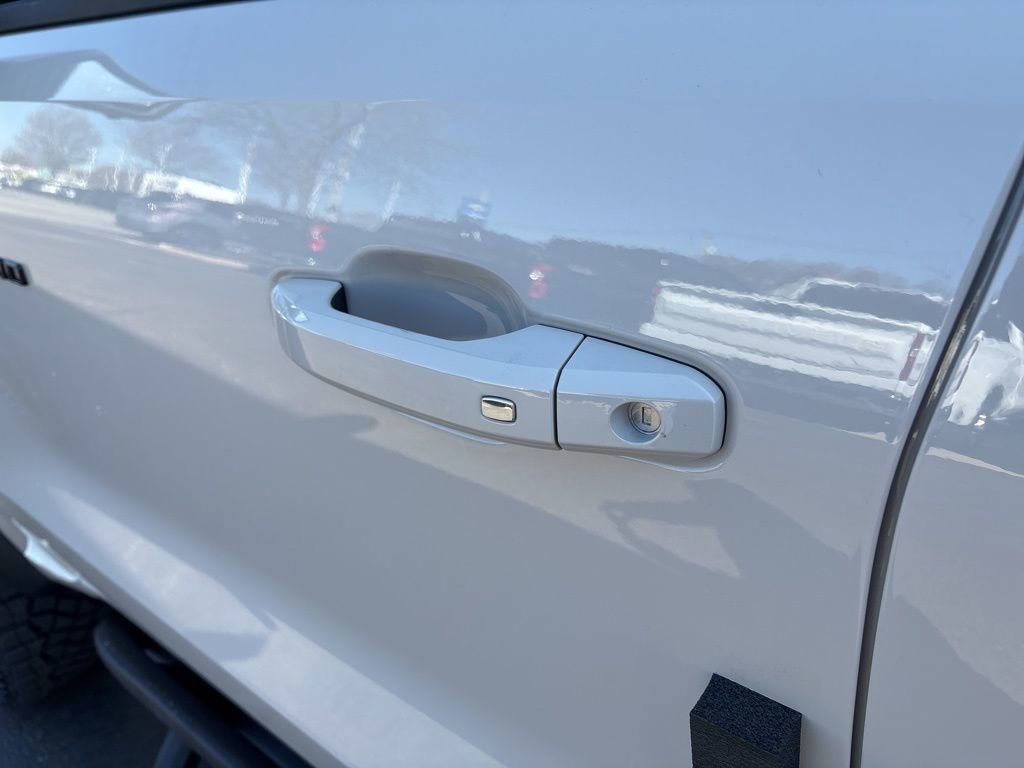 New 2026 Chevrolet Colorado ZR2 w/ Technology Package image 7