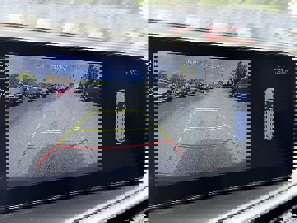 Certified 2025 Kia Sorento S image 25