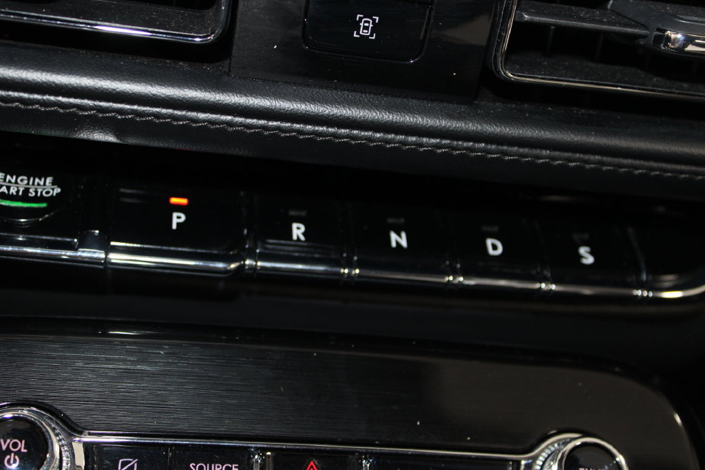 Used 2023 Lincoln Nautilus Reserve AWD/4WD image 44