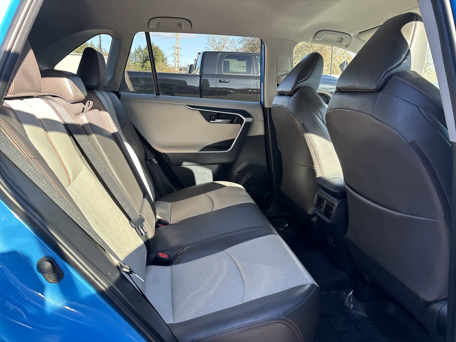 Used 2019 Toyota RAV4 Adventure w/ Cold Weather Package AWD/4WD image 8