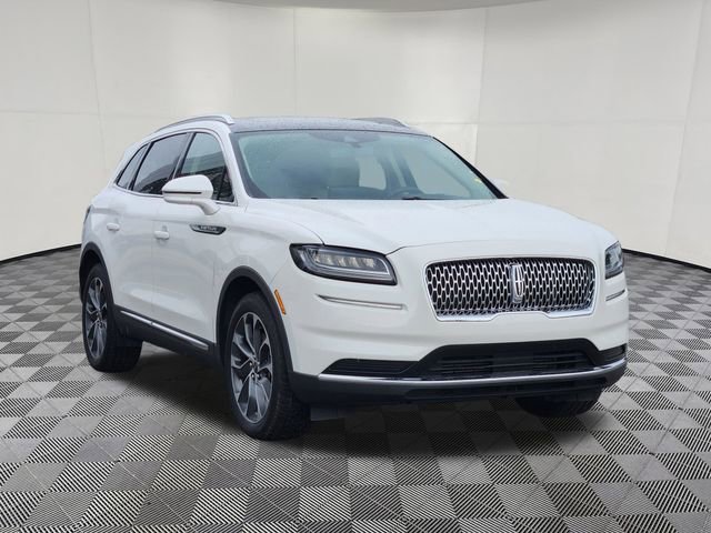 Used 2022 Lincoln Nautilus Reserve FWD image 2