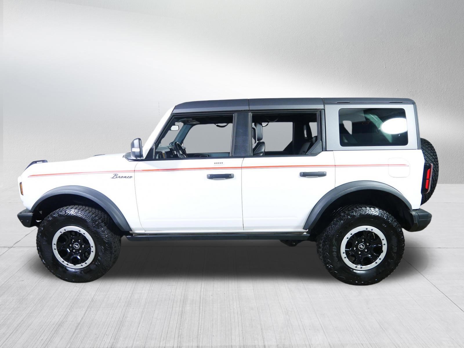 Used 2023 Ford Bronco Badlands AWD/4WD image 4