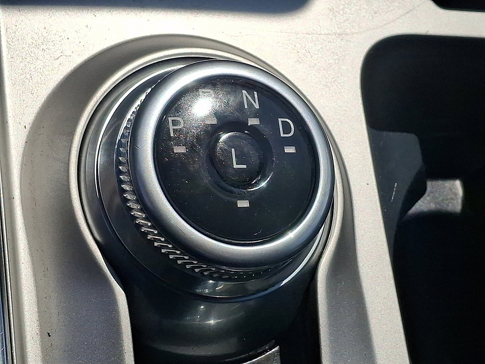 Certified 2022 Ford Explorer Limited image 15