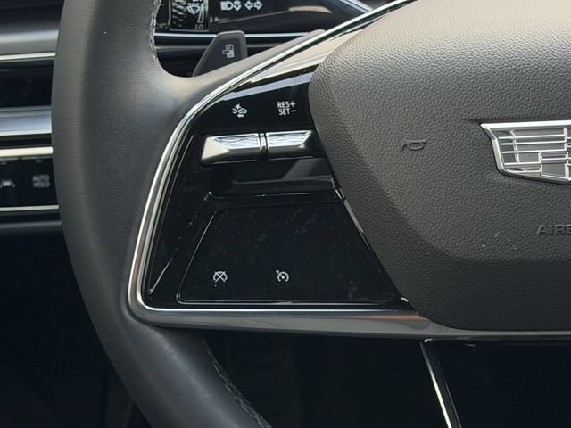 Used 2024 Cadillac Lyriq Tech RWD image 14
