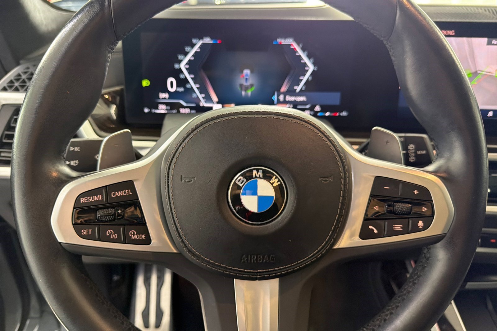 Used 2024 BMW X7 xDrive40i w/ M Sport Package AWD/4WD image 11