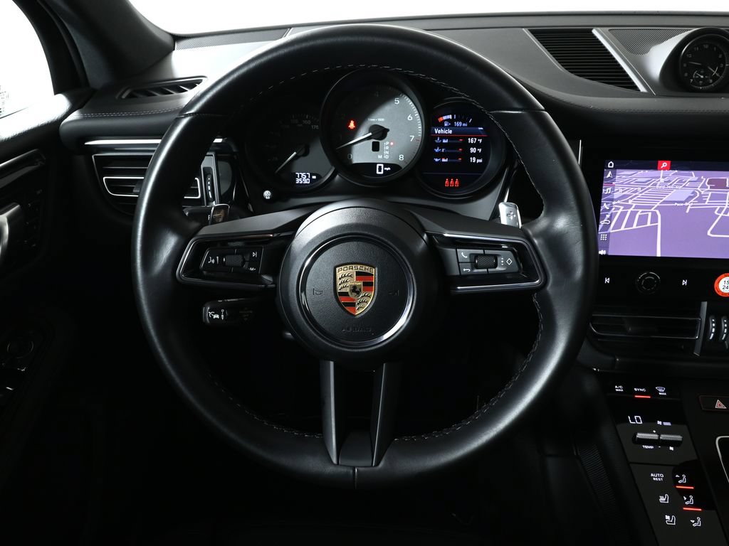 Used 2023 Porsche Macan S AWD/4WD image 17