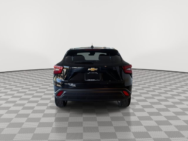 Certified 2024 Chevrolet Trax LS w/ LS Convenience Package FWD image 10