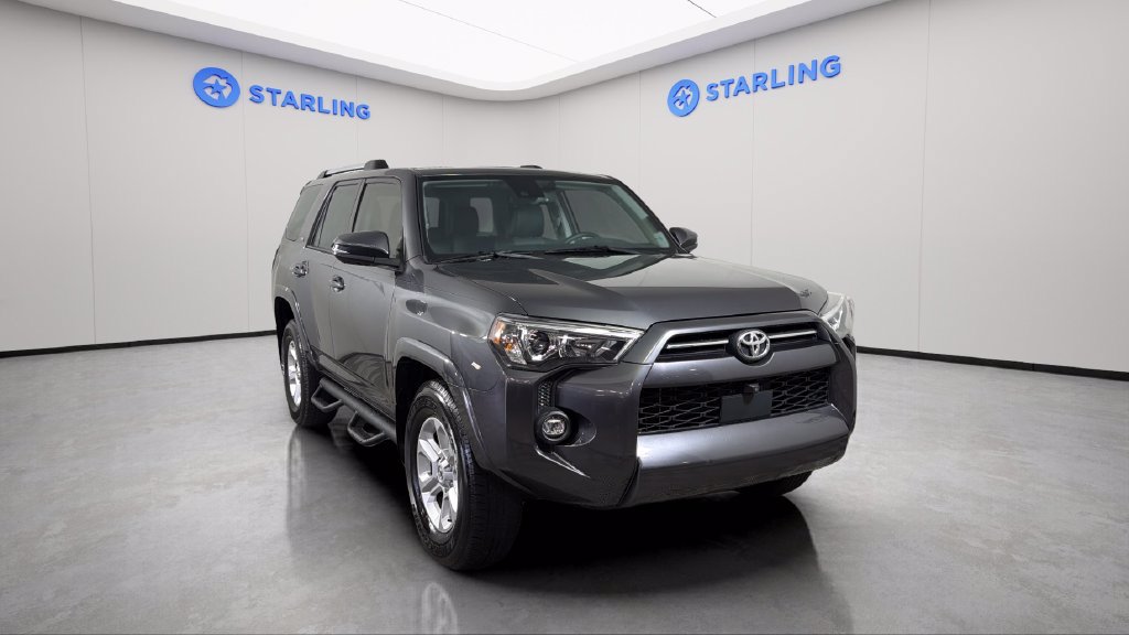 Used 2022 Toyota 4Runner SR5 Premium w/ Moonroof Package RWD image 15