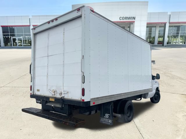 Used 2017 Ford E-450 and Econoline 450 Super Duty w/ Power Windows & Locks Group RWD image 5