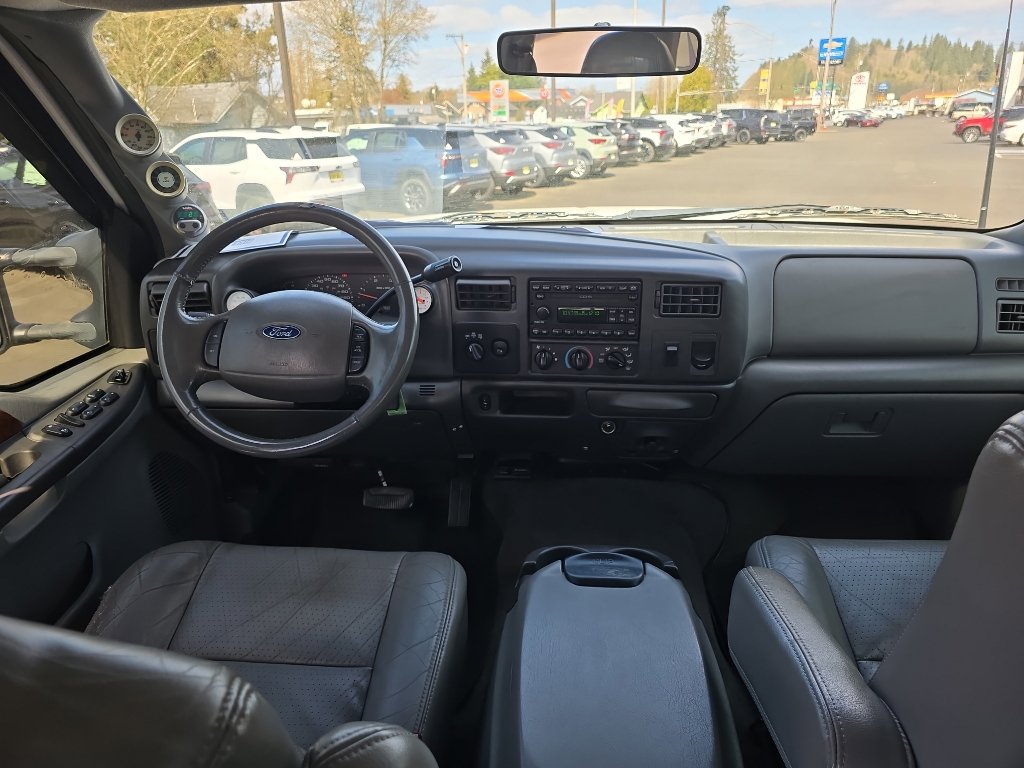 Used 2003 Ford F350 Lariat image 18