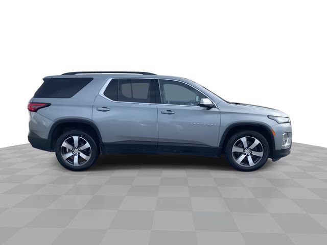 Certified 2023 Chevrolet Traverse LT w/ LT Premium Package AWD/4WD image 9