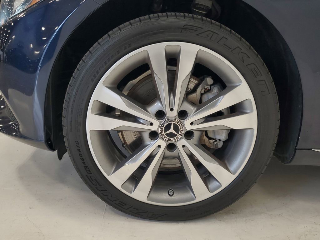 Used 2018 Mercedes-Benz C 300 4MATIC Sedan image 8