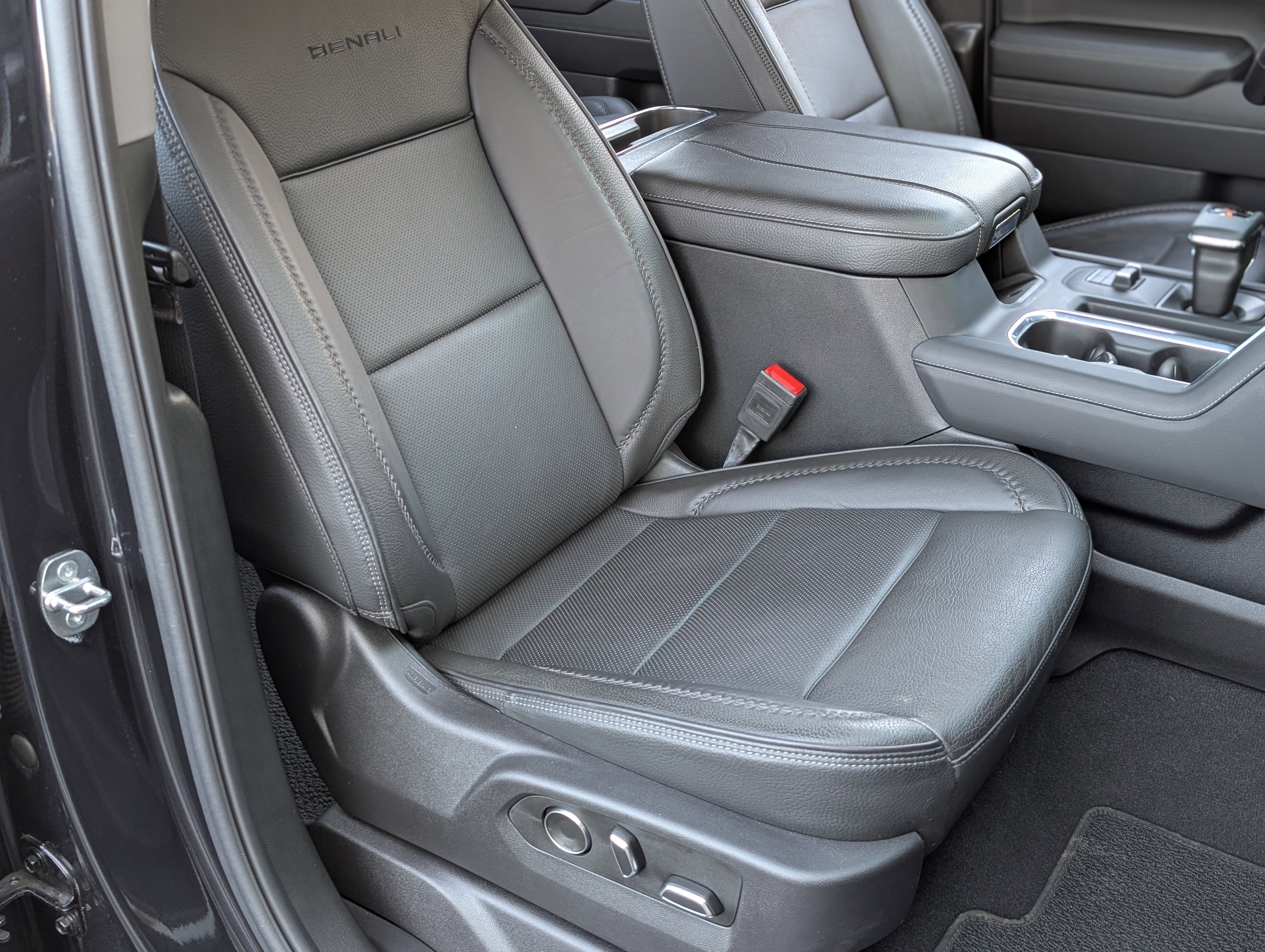 Used 2024 GMC Sierra 1500 Denali w/ Denali Reserve Package image 21