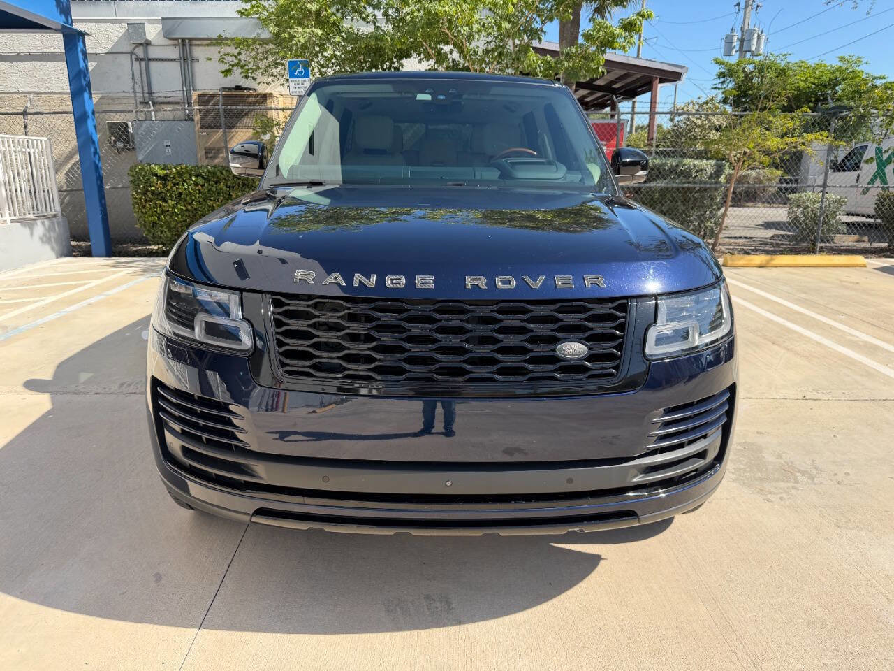 Used 2021 Land Rover Range Rover Westminster Edition image 3
