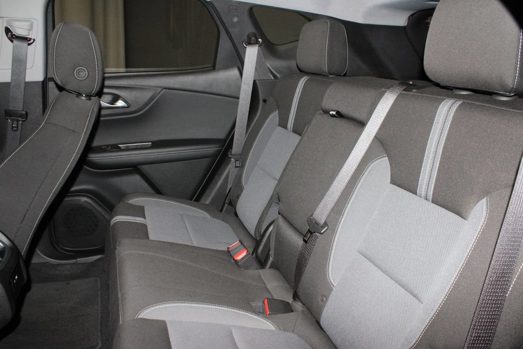 Used 2025 Chevrolet Blazer LT AWD/4WD image 20