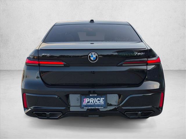 Certified 2025 BMW 760i xDrive w/ Executive Package AWD/4WD image 7