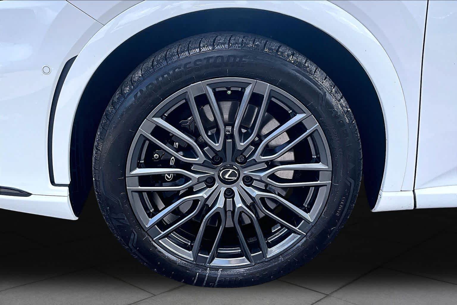 Used 2024 Lexus RX 500h F Sport w/ Convenience Package AWD/4WD image 22