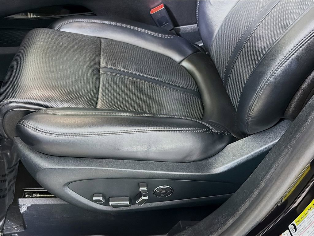 Used 2021 Lincoln Nautilus Reserve w/ Equipment Group 201A image 24