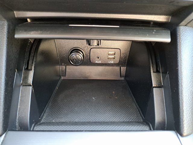 Used 2018 Subaru Outback 2.5i Limited image 15