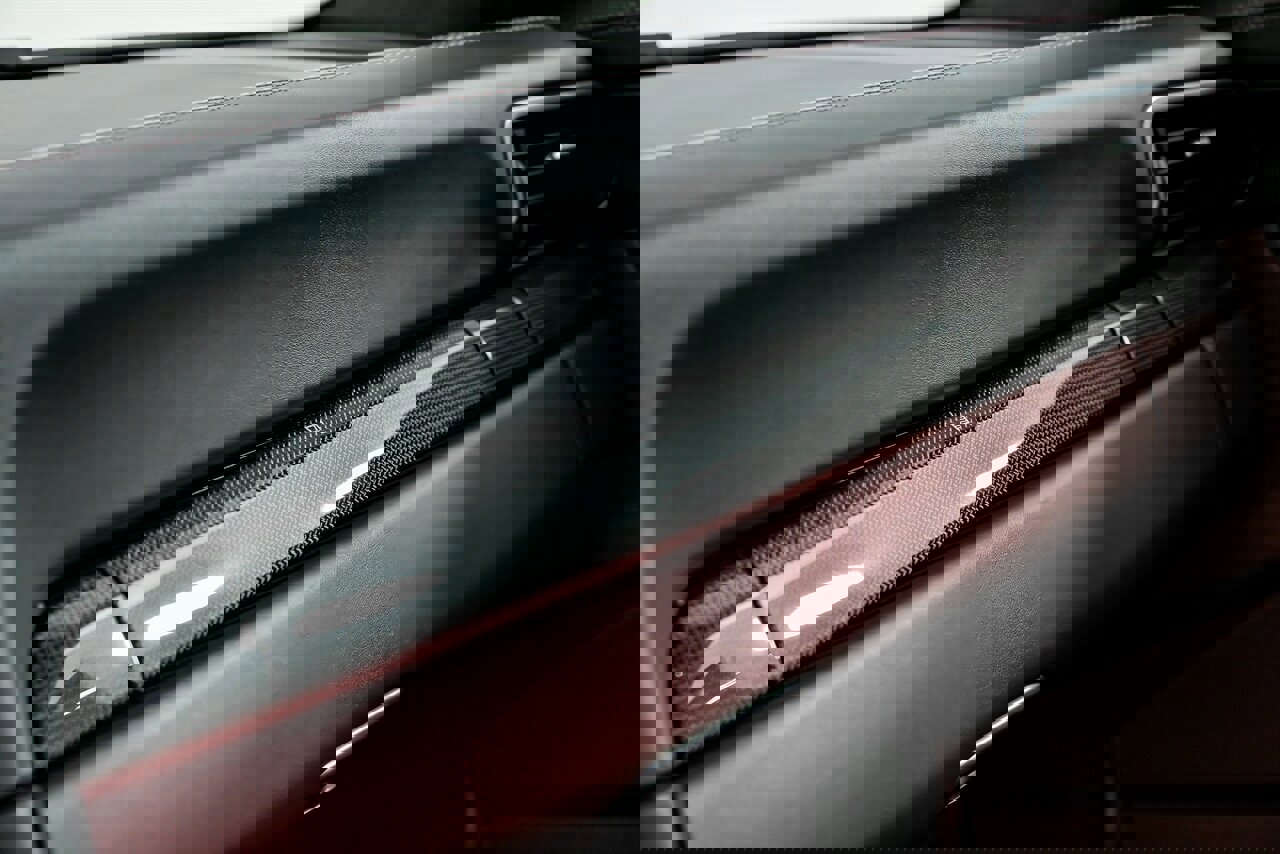 Used 2017 Porsche 911 Turbo image 40