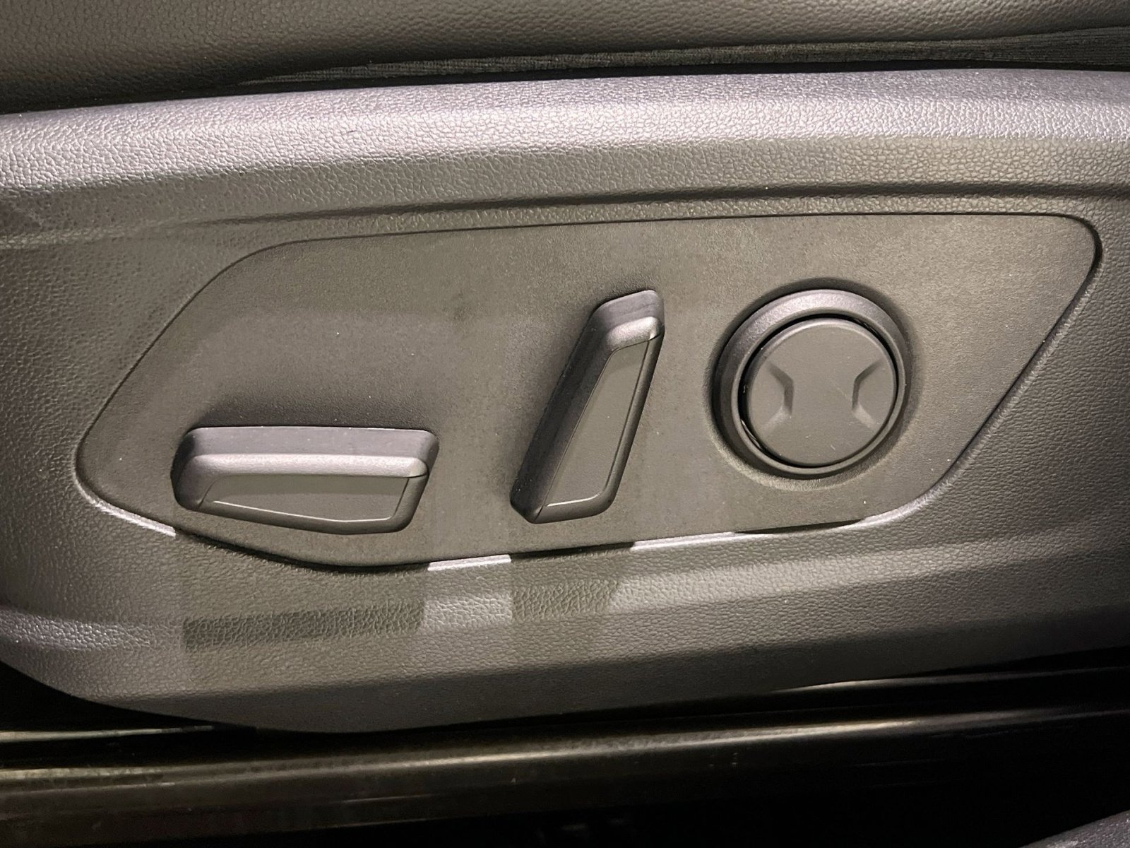 Used 2023 Hyundai Tucson Limited image 24