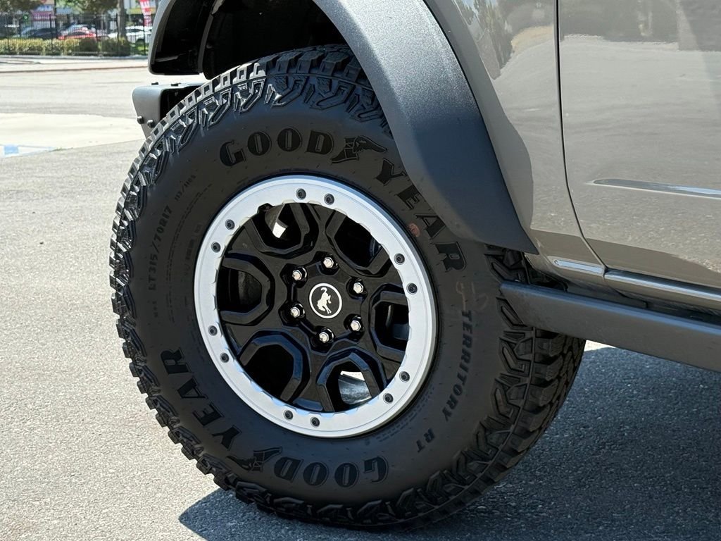 New 2026 Ford Bronco Badlands AWD/4WD image 17