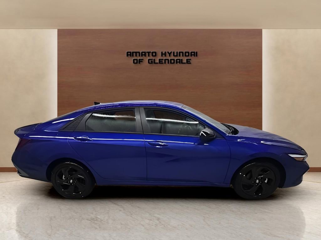 New 2026 Hyundai Elantra Sport image 7