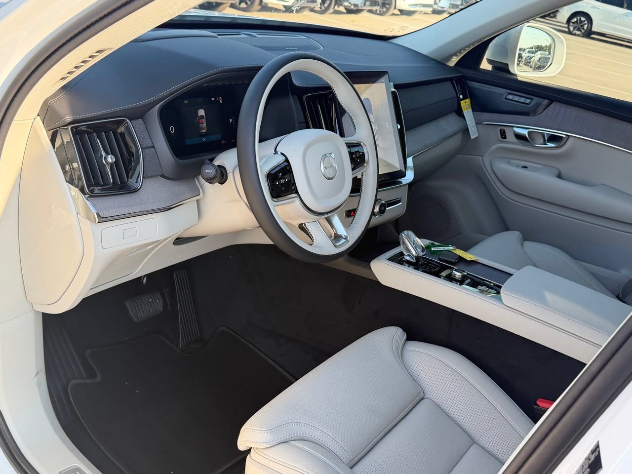 New 2027 Volvo XC90 B6 Ultra AWD/4WD image 11