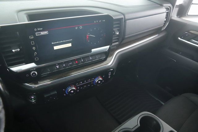Used 2024 GMC Sierra 2500 SLE w/ SLE Value Package AWD/4WD image 26