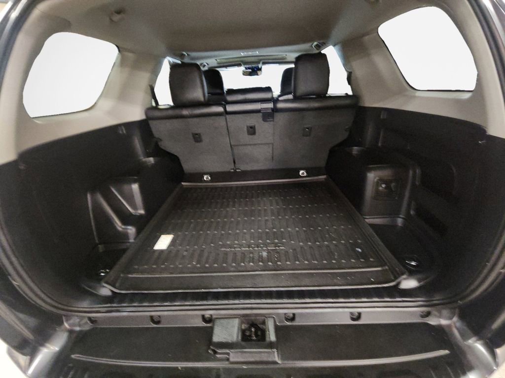 Used 2021 Toyota 4Runner Venture w/ Moonroof Package image 25