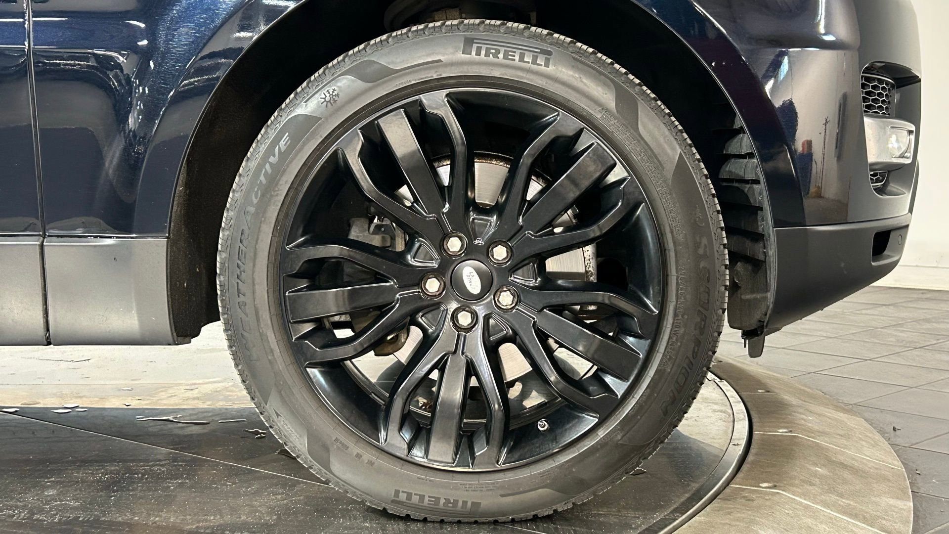 Used 2016 Land Rover Range Rover Sport HSE AWD/4WD image 21