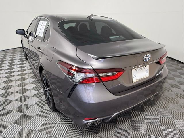 Used 2024 Toyota Camry SE w/ Audio Upgrade Package FWD image 4