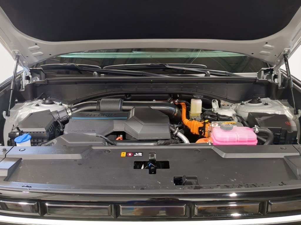 New 2025 Hyundai Santa Fe Limited image 12