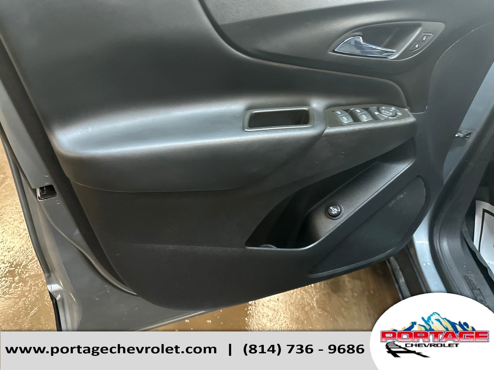 Used 2024 Chevrolet Equinox LT w/ LPO, Floor Liner Package image 11
