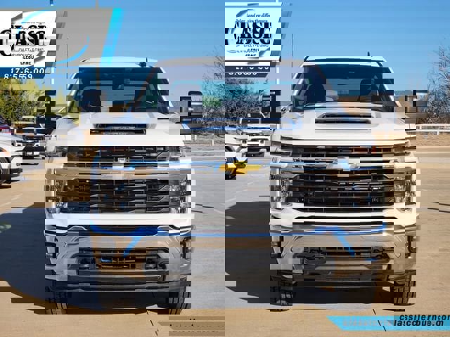 Used 2025 Chevrolet Silverado 2500 LT w/ Convenience Package image 9