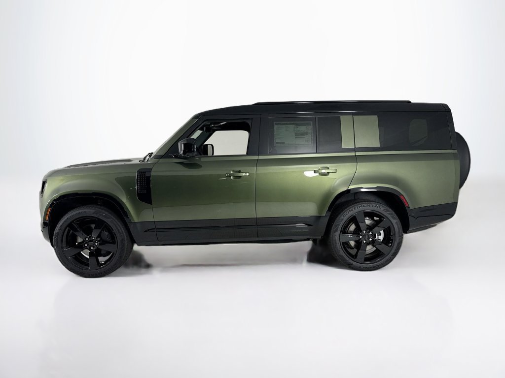 New 2026 Land Rover Defender 130 X-Dynamic SE AWD/4WD image 2