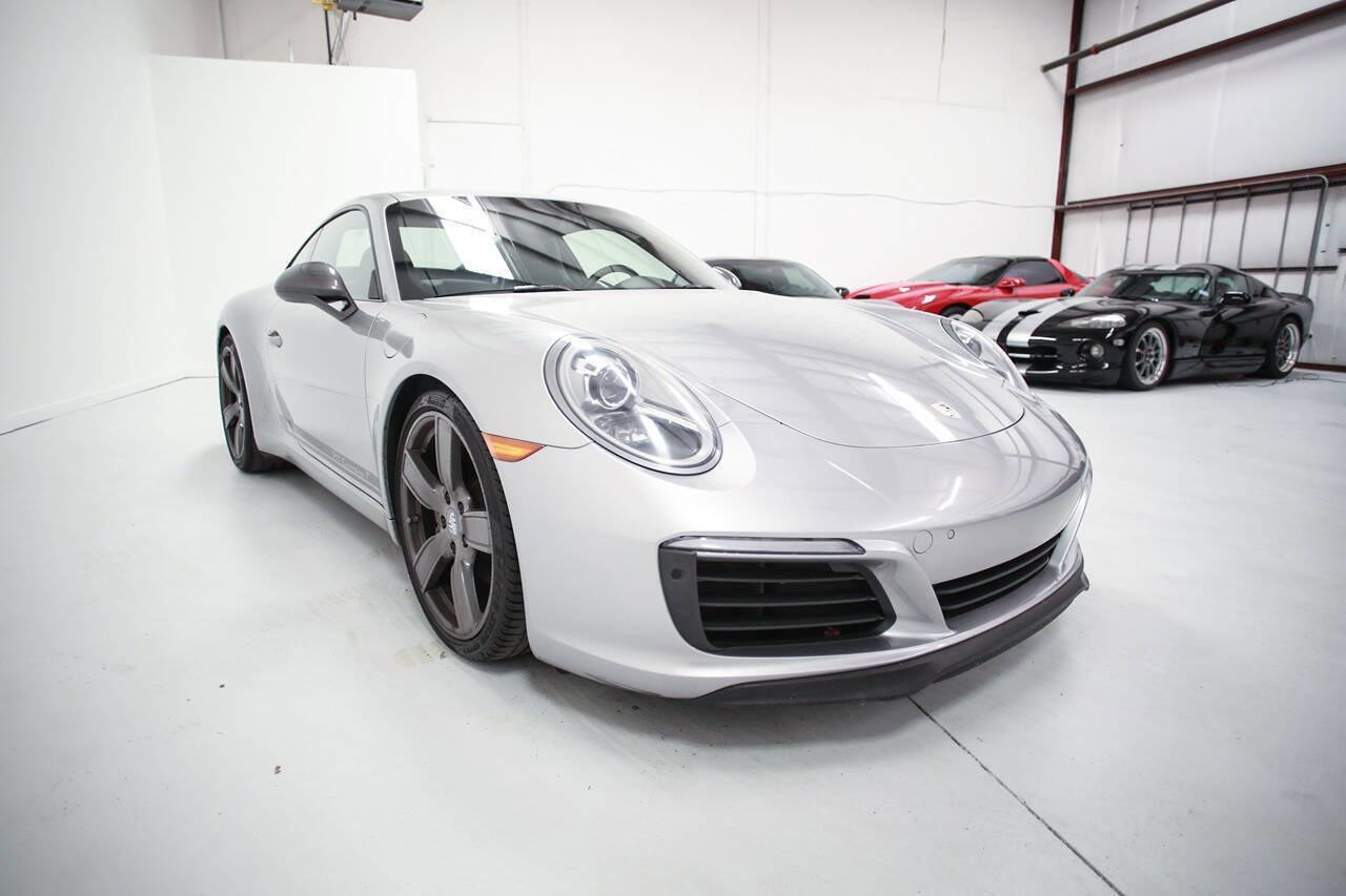 Used 2018 Porsche 911 Carrera T image 13