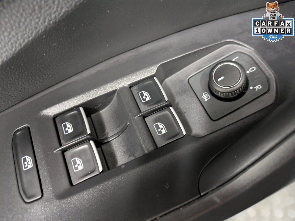 Used 2025 Volkswagen Jetta Sport image 11