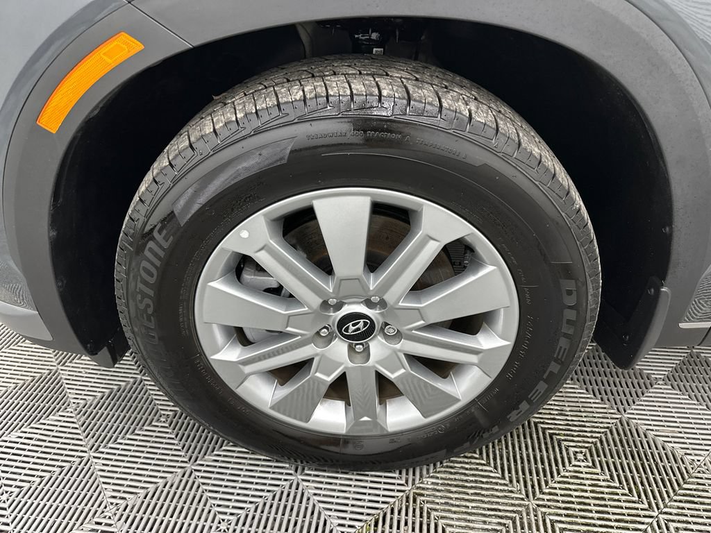 Used 2025 Hyundai Palisade SEL FWD image 12