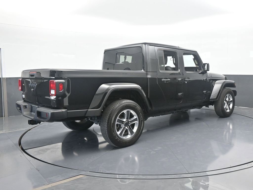 Used 2024 Jeep Gladiator Sport w/ Premium Package image 6