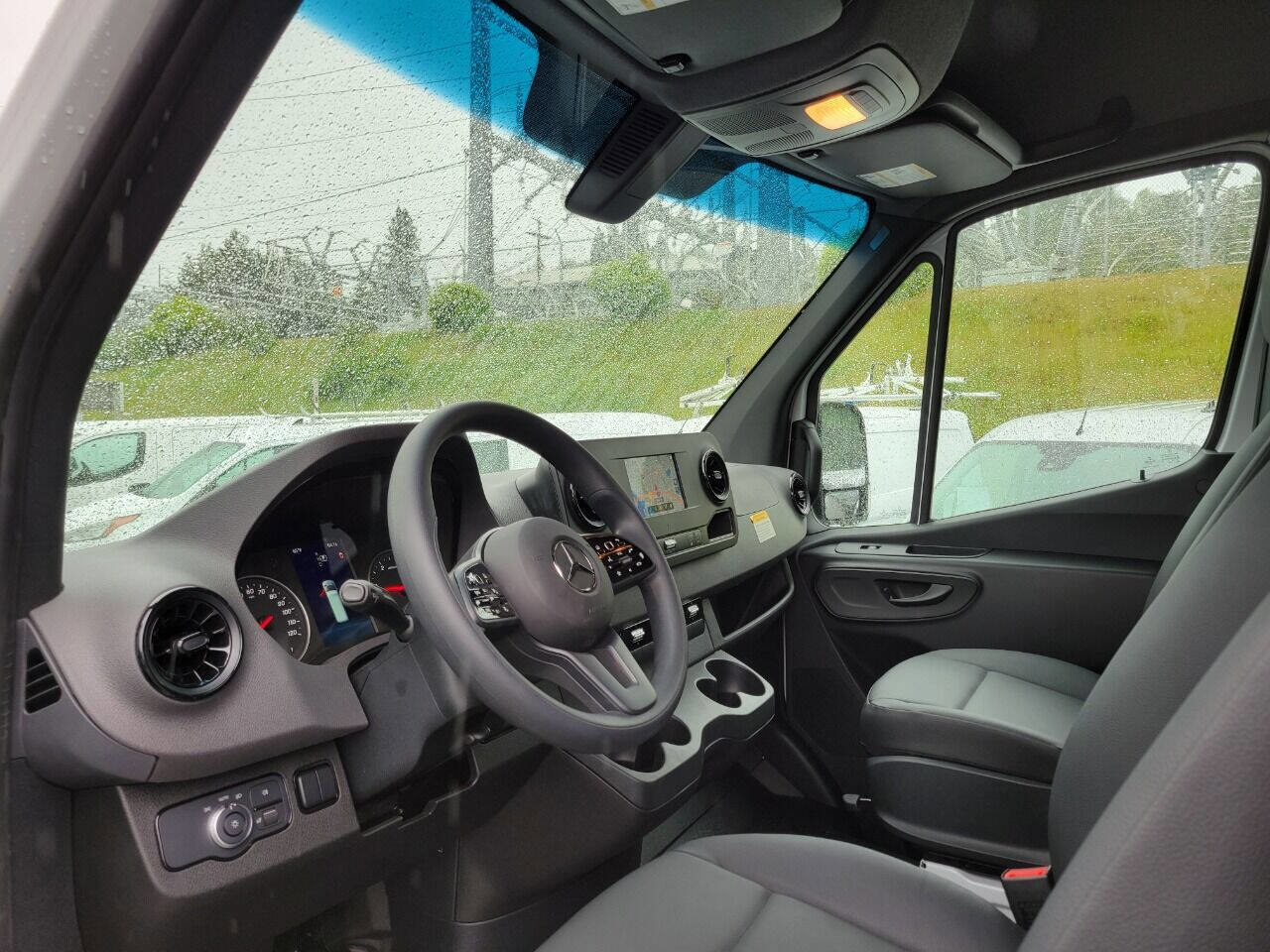 Used 2023 Mercedes-Benz Sprinter 2500 w/ Acoustic Package image 13