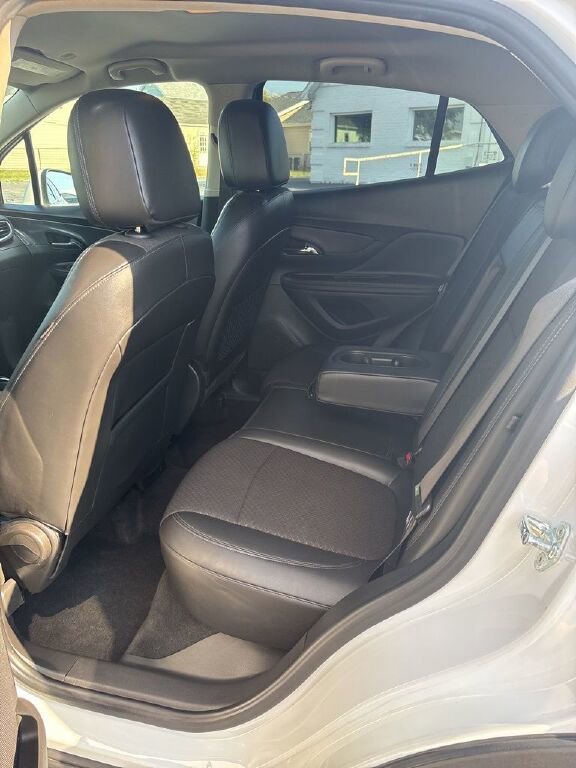 Used 2021 Buick Encore Preferred image 16