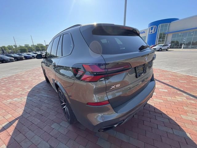 Used 2026 BMW X5 xDrive40i w/ M Sport Package AWD/4WD image 16
